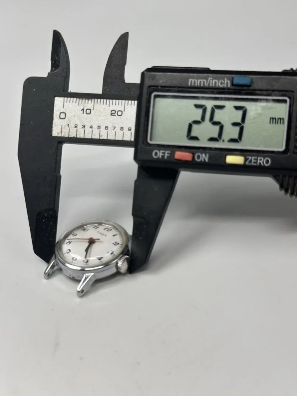 Vintage Manual Wind Timex Watch Women No Band 25MM Red Second Hand